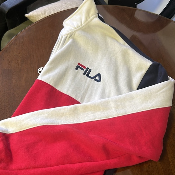 Sweater fila  black  and red y white small - Picture 5 of 5